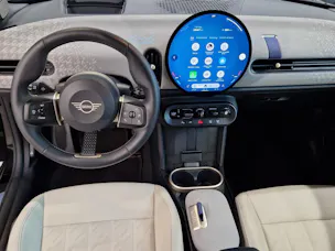 Mini Cabrio Cooper S F67 Favoured Trim