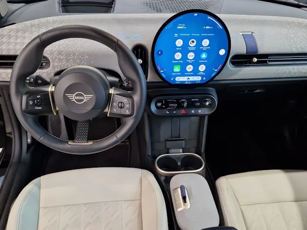 Mini Cabrio Cooper S F67 Favoured Trim