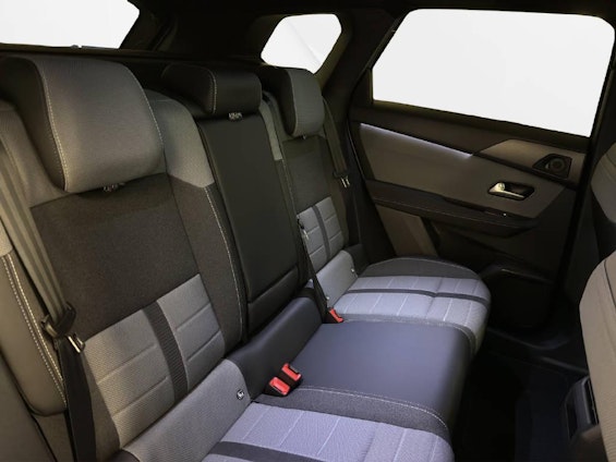 Vehicle image 7 Vehicle image 7