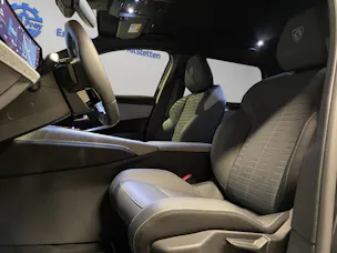 Peugeot 5008 1.2 Hybrid GT