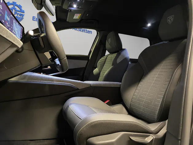 Peugeot 5008 1.2 Hybrid GT