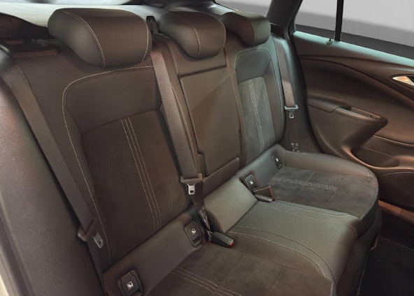 Vehicle image 7 Vehicle image 7