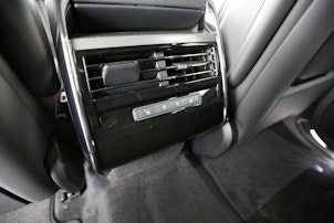 Vehicle image LAND ROVER Range Rover Sport 3.0 I6 300 SE Dynamic