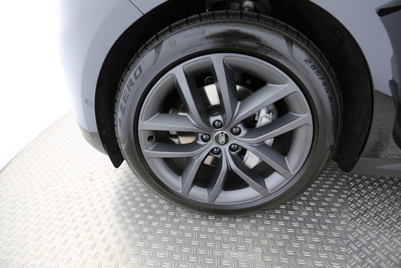 Vehicle image LAND ROVER RANGE ROVER SPORT