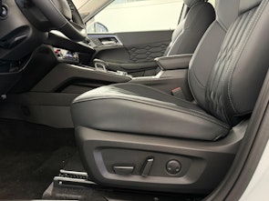 Vehicle image MITSUBISHI Outlander 2.4 PHEV Instyle 4x4 " Roues hiver gratuites !!