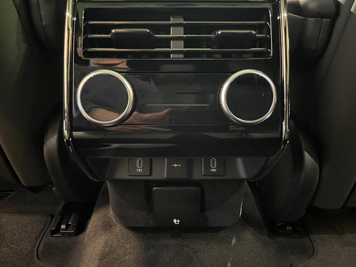 Vehicle image LAND ROVER RANGE ROVER SPORT