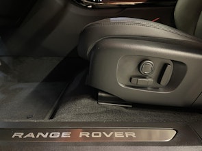 Vehicle image LAND ROVER Range Rover Evoque 1.5 T 270e Dynamic SE (Plug-in Hybrid)