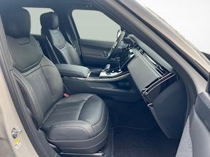 Vehicle image LAND ROVER Range Rover Sport 3.0 I6 300 SE Dynamic