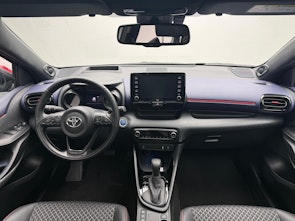 Vehicle image TOYOTA Yaris 1.5 VVT-i HSD Pop