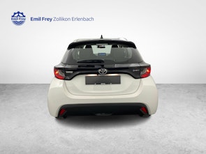 Vehicle image TOYOTA Yaris 1.5 VVT-i HSD Comfort