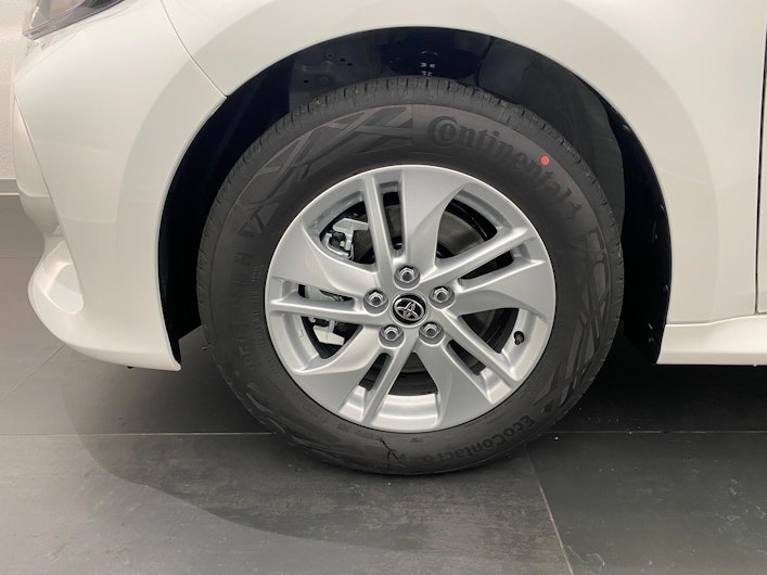 Vehicle image TOYOTA YARIS