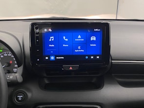 Vehicle image TOYOTA Yaris 1.5 VVT-i HSD Comfort