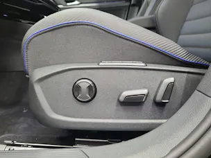 VW Golf VIII 2.0 TSI R DSG 4motion