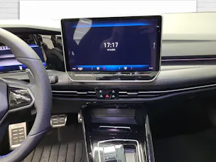 VW Golf VIII 2.0 TSI R DSG 4motion