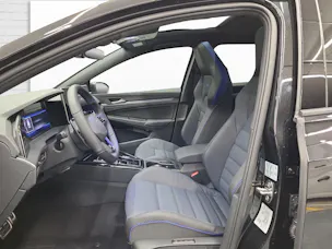 VW Golf VIII 2.0 TSI R DSG 4motion