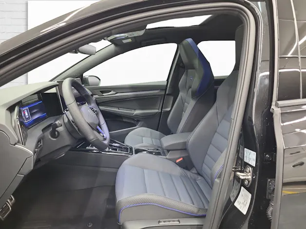 VW Golf VIII 2.0 TSI R DSG 4motion