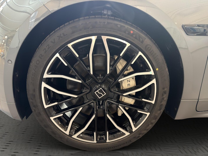 Vehicle image ZEEKR 001