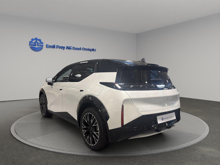 Vehicle image ZEEKR 7X