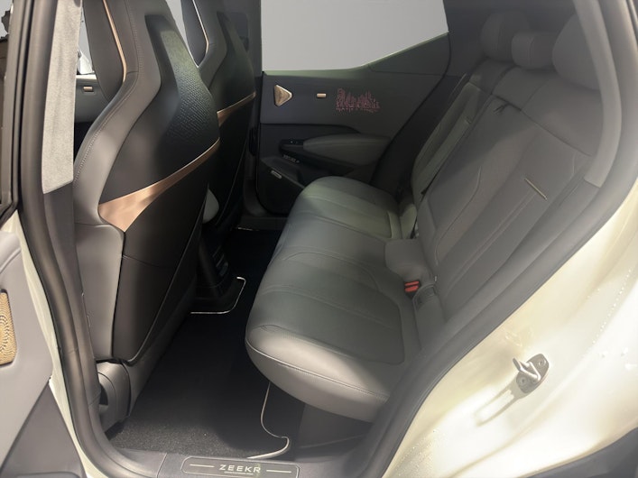 Vehicle image ZEEKR 7X