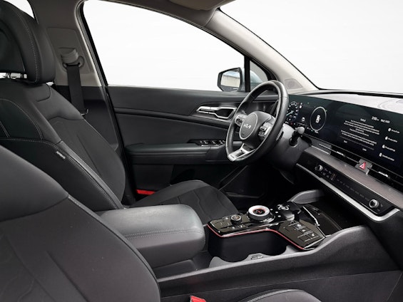 Vehicle image 9 Vehicle image 9