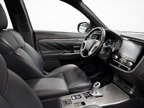 Vehicle image MITSUBISHI Outlander 2.4 PHEV Diamond