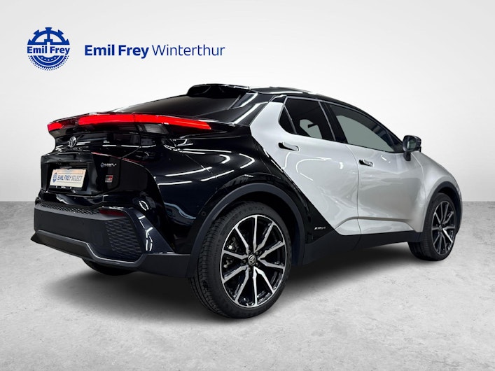 Vehicle image TOYOTA C-HR