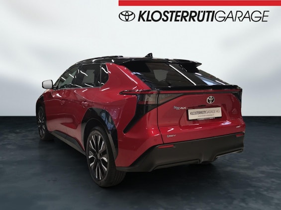 Vehicle image 3 Vehicle image 3