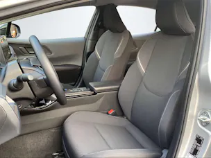 Toyota Prius 2.0 Plug-In-Hybrid Style