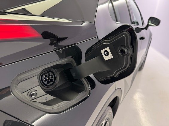 Vehicle image 13 Vehicle image 13