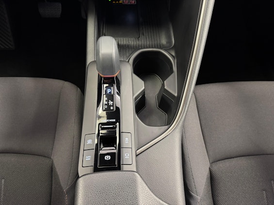 Vehicle image 14 Vehicle image 14