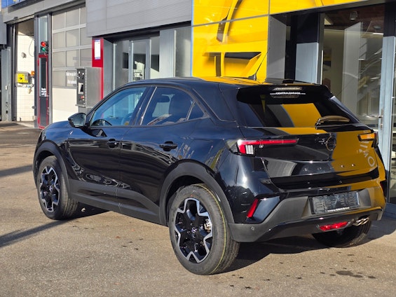 Vehicle image 2 Vehicle image 2