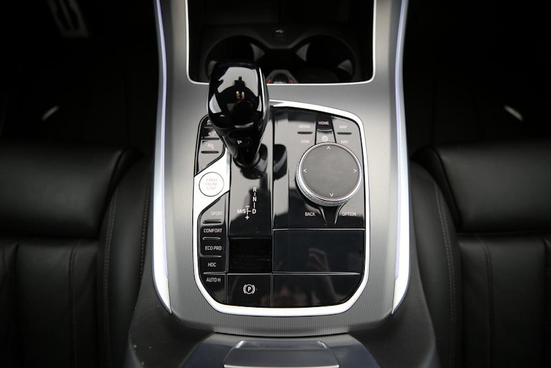 Vehicle image BMW X5