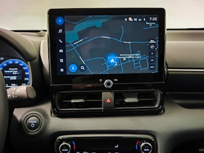 Vehicle image TOYOTA Yaris 1.5 VVT-i HSD Premium