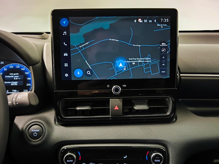 Vehicle image TOYOTA YARIS