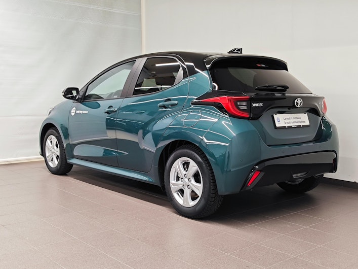 Vehicle image TOYOTA YARIS