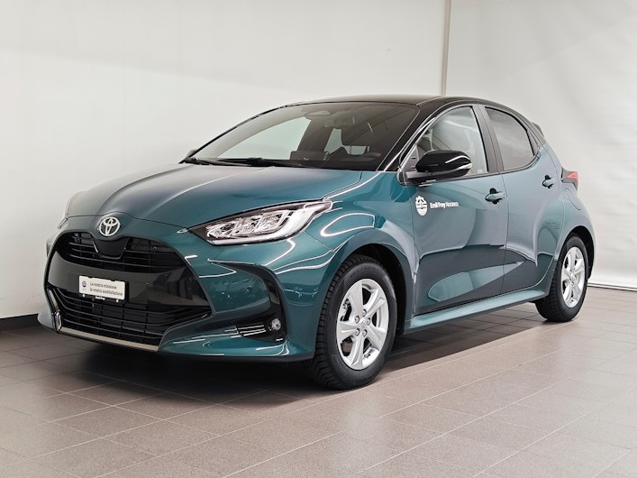 Vehicle image TOYOTA YARIS