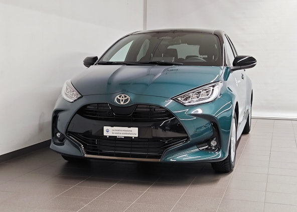 First vehicle image First vehicle image