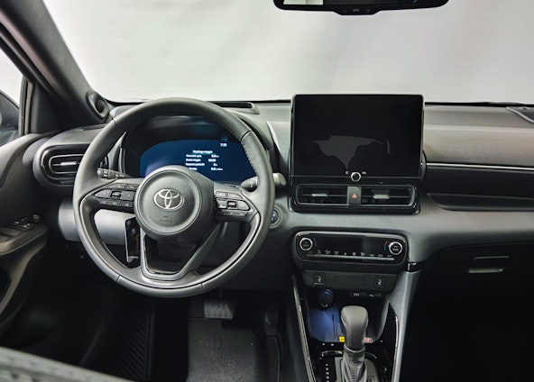 Vehicle image 5 Vehicle image 5