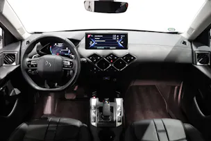 DS Automobiles 3 Crossback E-Tense So Chic