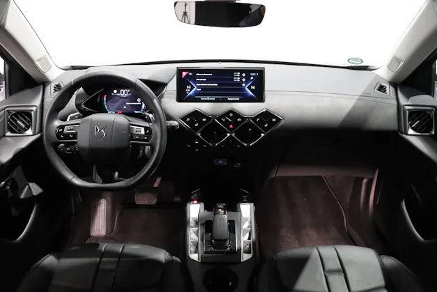 DS Automobiles 3 Crossback E-Tense So Chic