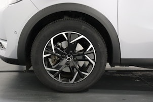 Vehicle image DS AUTOMOBILES 3 Crossback E-Tense So Chic