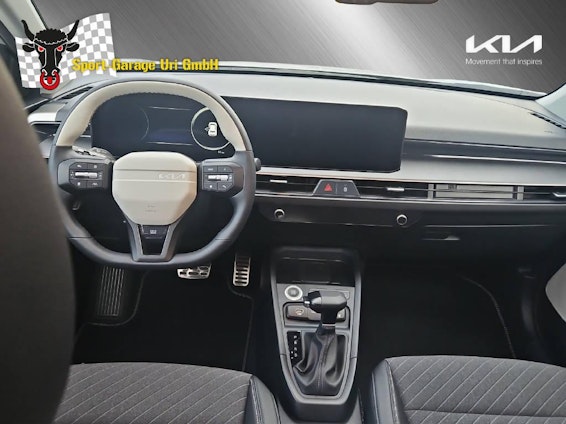 Vehicle image 9 Vehicle image 9