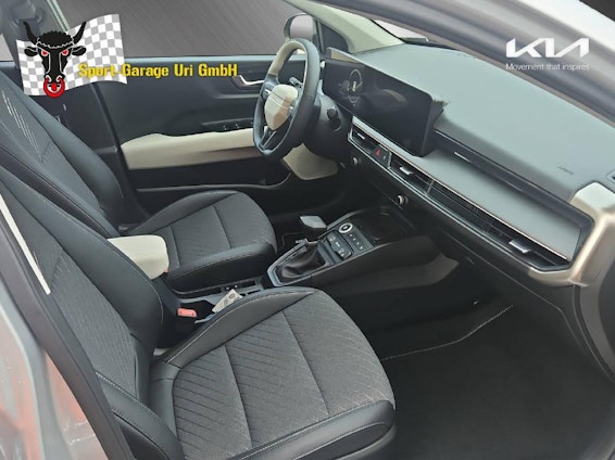 Vehicle image 11 Vehicle image 11