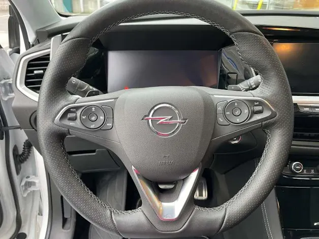 Opel Grandland 1.6 T PHEV GSE