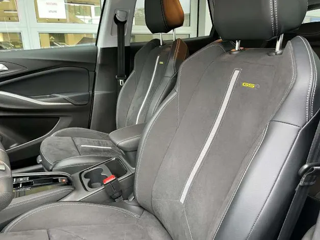 Opel Grandland 1.6 T PHEV GSE