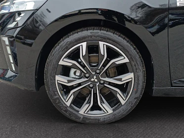 MITSUBISHI COLT 9