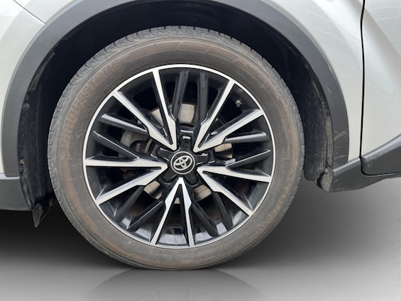 Vehicle image 13 Vehicle image 13