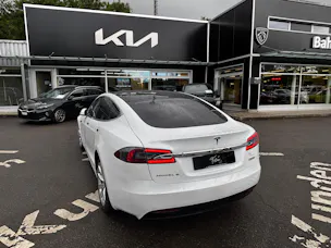 Tesla Model S 100 Performance D