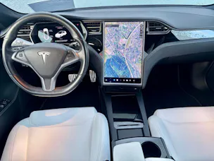 Tesla Model S 100 Performance D