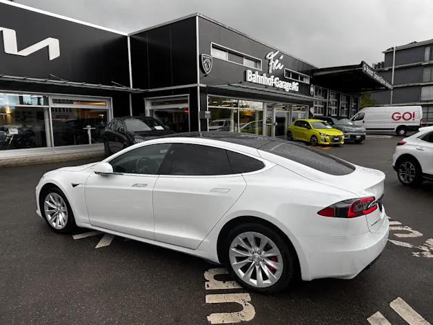 Tesla Model S 100 Performance D